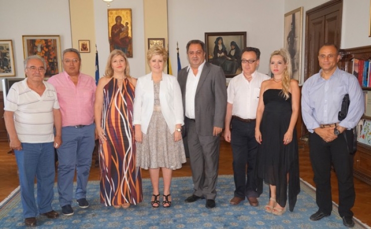 Συνάντηση του Δ.Σ. της Ενωσης Δημοσιογράφων Μακεδονίας Θράκης με την Υφυπουργό Μαρία Κόλλια – Τσαρουχά