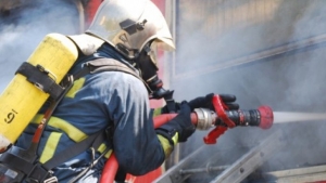 Τροπολογία για τους πυροσβέστες πενταετούς υποχρέωσης - Παράταση έως και τρία χρόνια στη θητεία τους
