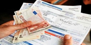 Καταγγελίες προς τη ΔΕΗ: Καταφτάνουν «φουσκώμενοι» λογαριασμοί εκατοντάδων ευρώ