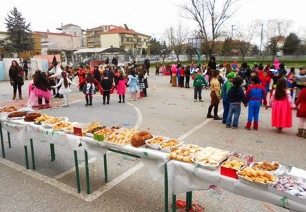 Απίστευτο κέφι και παιχνίδι στην αποκριάτικη γιορτή του 4ου 12/θέσιου Δημοτικού Σχολείου Αλεξάνδρειας