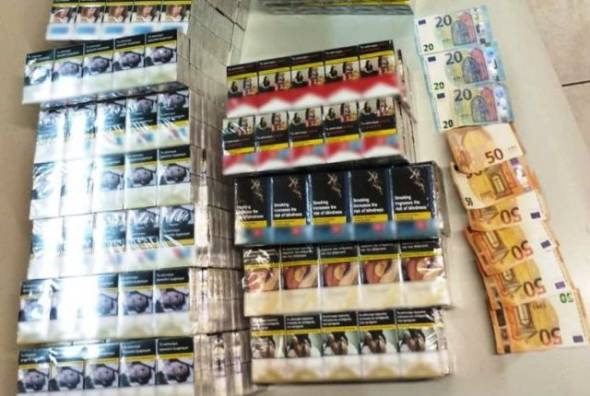 Συλλήψεις για λαθραία τσιγάρα από αστυνομικούς της Ημαθίας - Κατασχέθηκαν πάνω από 1.5ΟΟ πακέτα