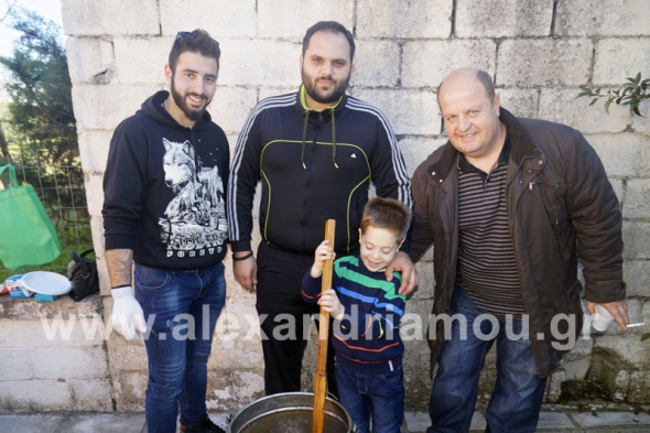 Το έθιμο της γουρουνοχαράς στη Καψόχωρα από τον Πολιτιστικό Σύλλογο ΄΄ο ¨Αγιος Δημήτριος΄΄