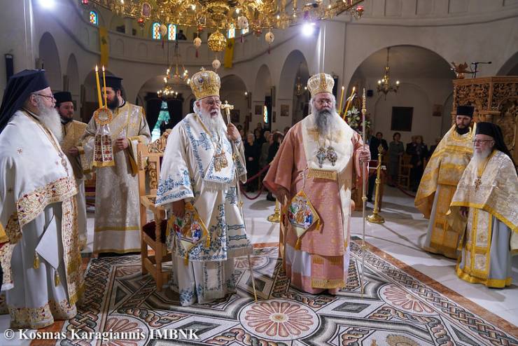 Αρχιερατικό Συλλείτουργο ενώπιον της Δεξιάς Χείρας του Αγίου Σπυρίδωνος στο Διαβατό Ημαθίας