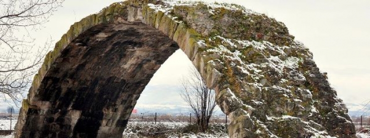 Εκδήλωση για την ΄΄Καμάρα΄΄ Κλειδίου από φορείς του χωριού και ομιλιτή τον Γιάννη Μοσχόπουλο